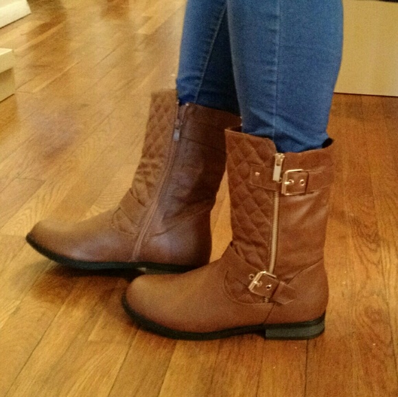 Shoes - TAN QUILTED MOTO BOOTIES (NO OFFERS)